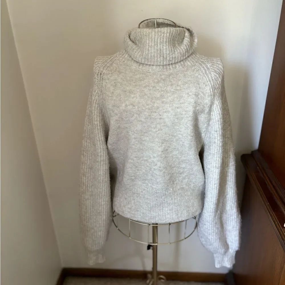 Topshop Gray Turtleneck Sweater Ribbed Knit Size 8-10